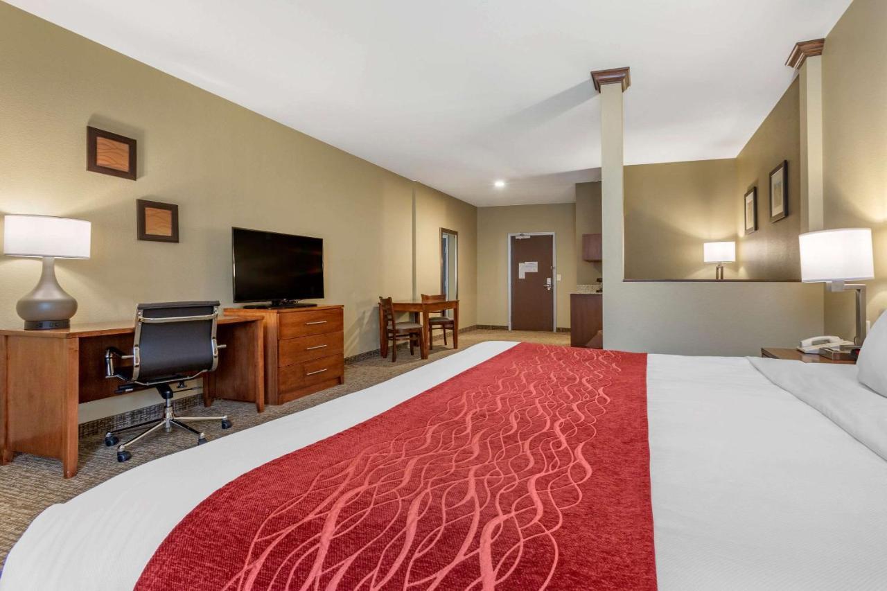 Comfort Inn & Suites Near Mt Rushmore Hill City Exteriér fotografie