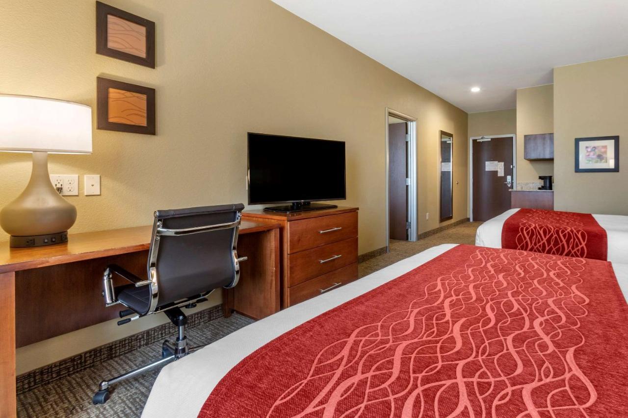 Comfort Inn & Suites Near Mt Rushmore Hill City Exteriér fotografie