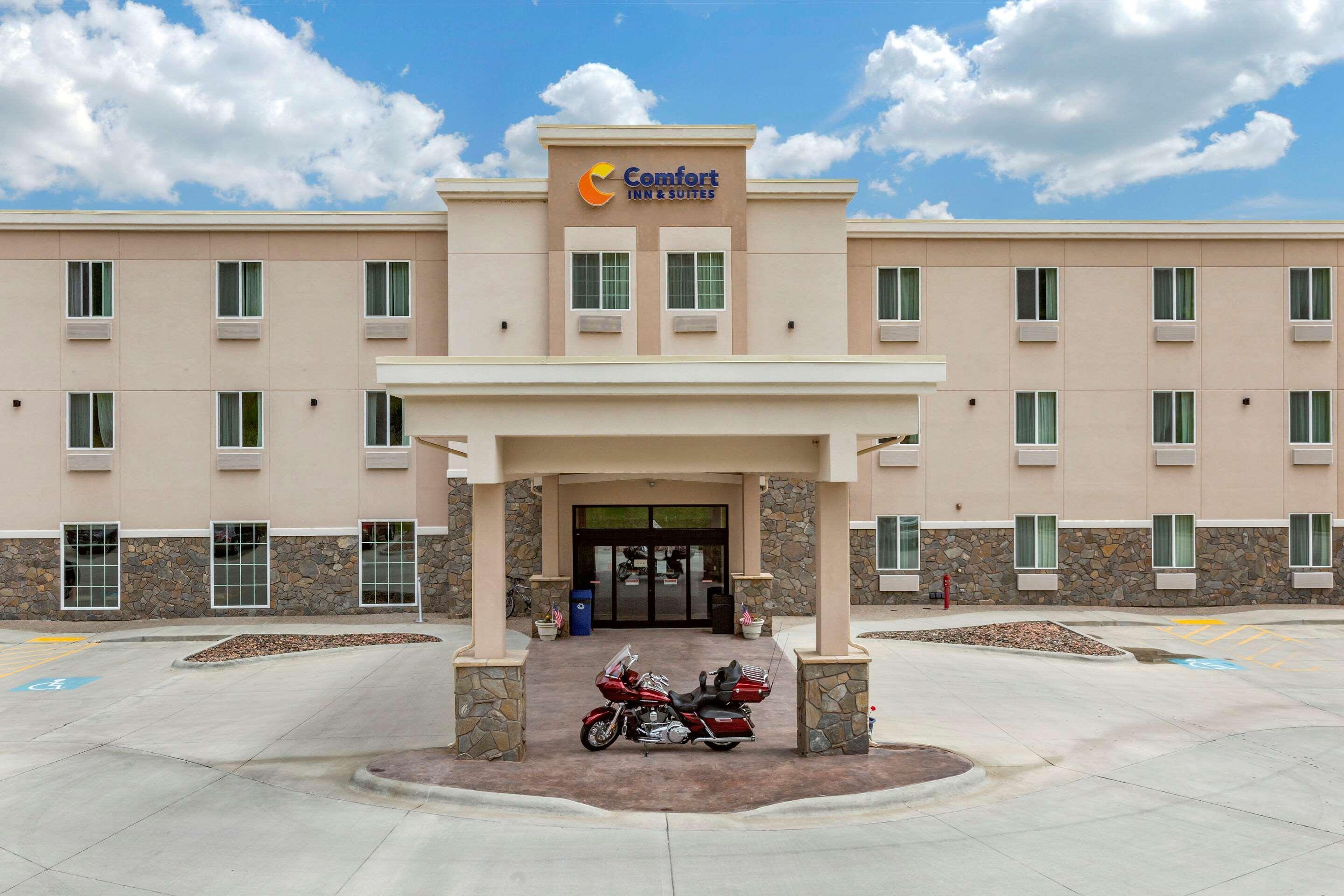 Comfort Inn & Suites Near Mt Rushmore Hill City Exteriér fotografie